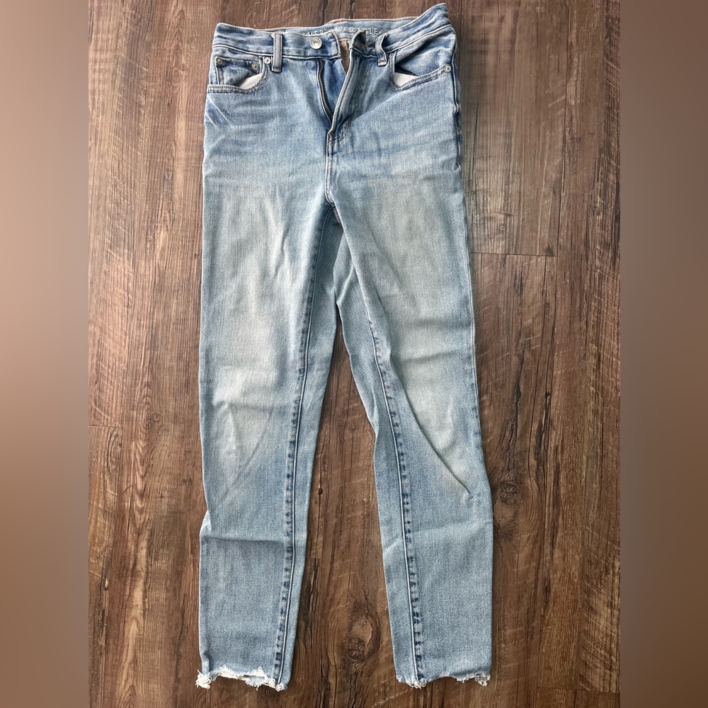 American Eagle Mom Jeans